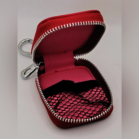 Red iPod Holder with Keychain Clip | Sports #23 Mini Case - Picture 3 of 4